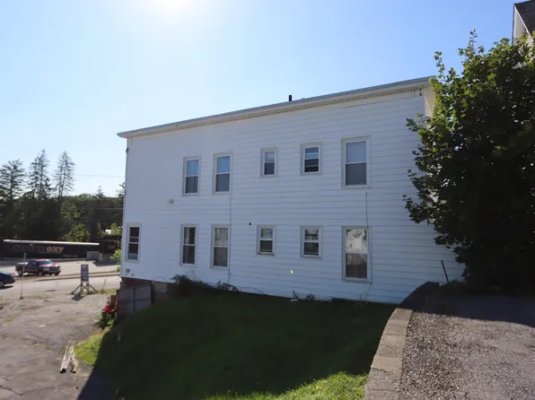 93 Washington Street N, Auburn, ME 04210