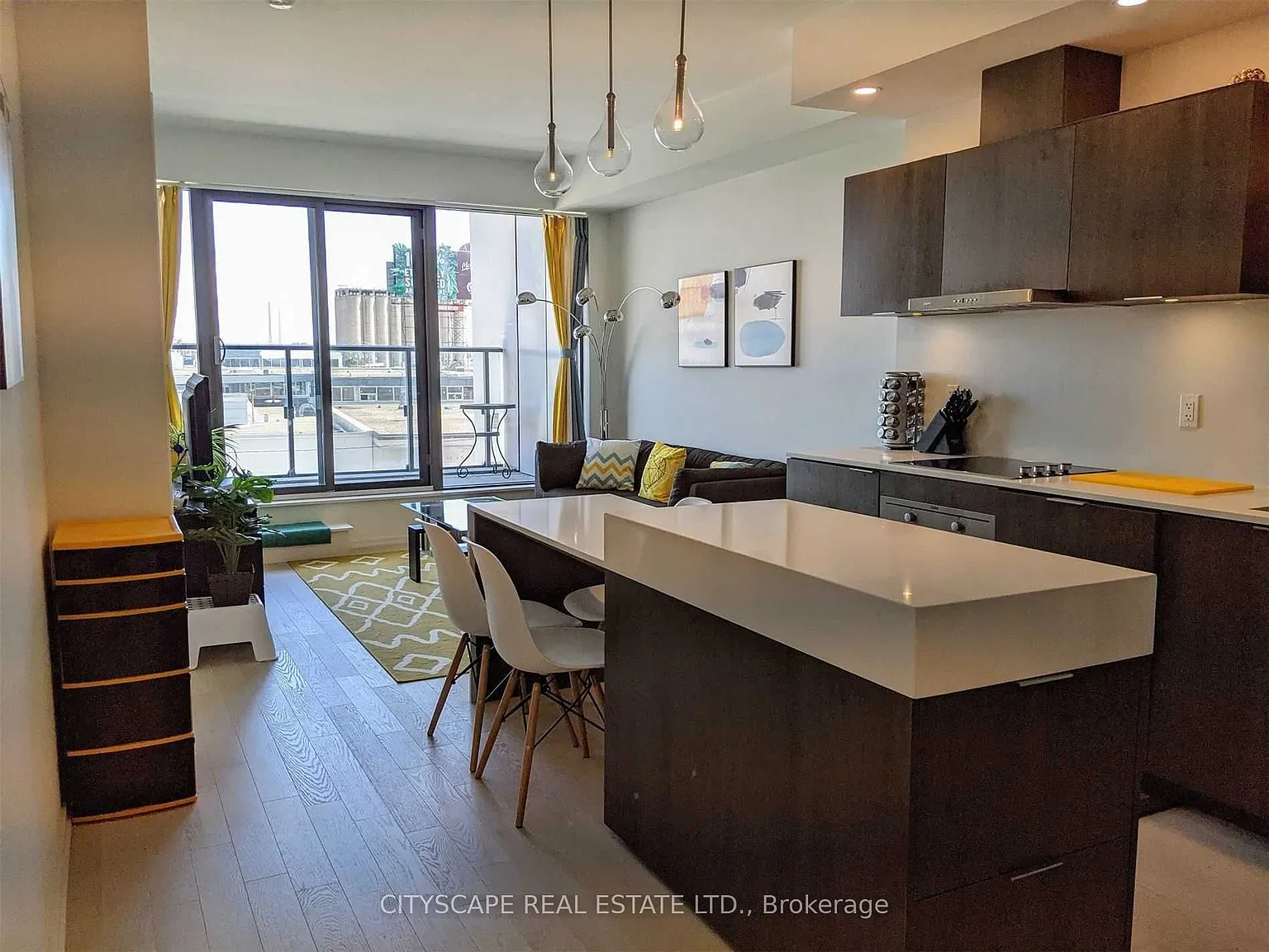3 bed, $3,300 — Photo 2