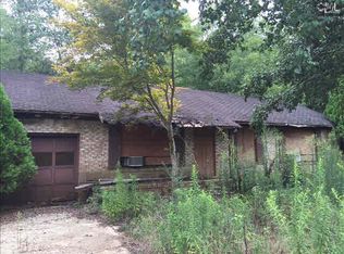 18 Glade Dr, Wedgefield, SC 29168