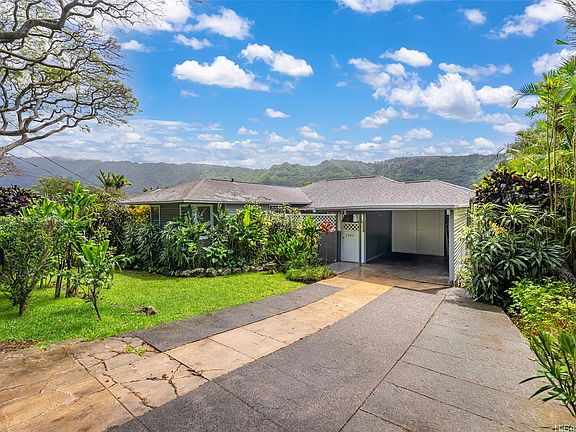 3rd image of 2947 Manoa Rd