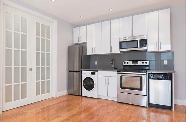 Rented by Heritage Realty LLC | media 9