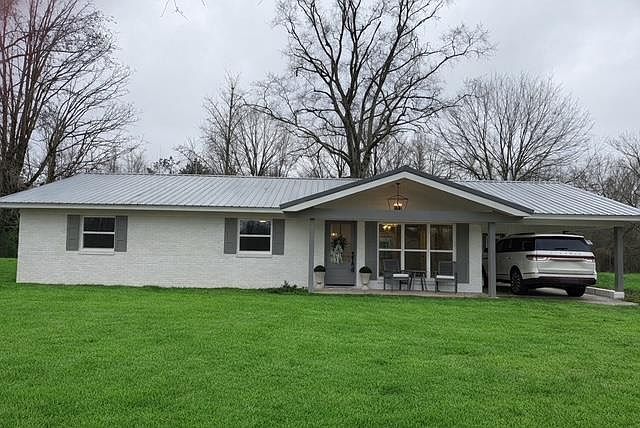 1st image of 4135 Toxish Rd