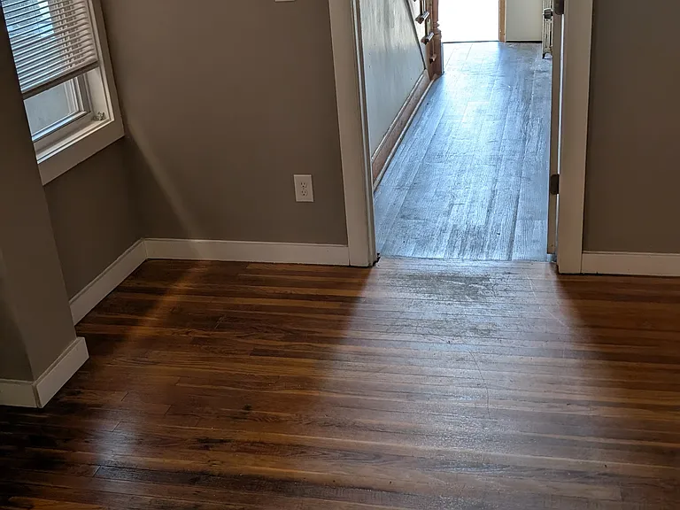 135 Jansen Ave #1A — Photo 2