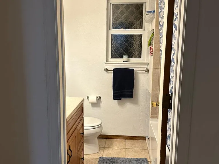 5712 Blue Pine Ave NW — Photo 8