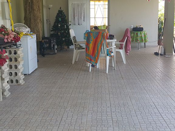 1st Floor Spacious Patio
