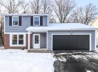 156 Brightwoods Ln, Rochester, NY 14623