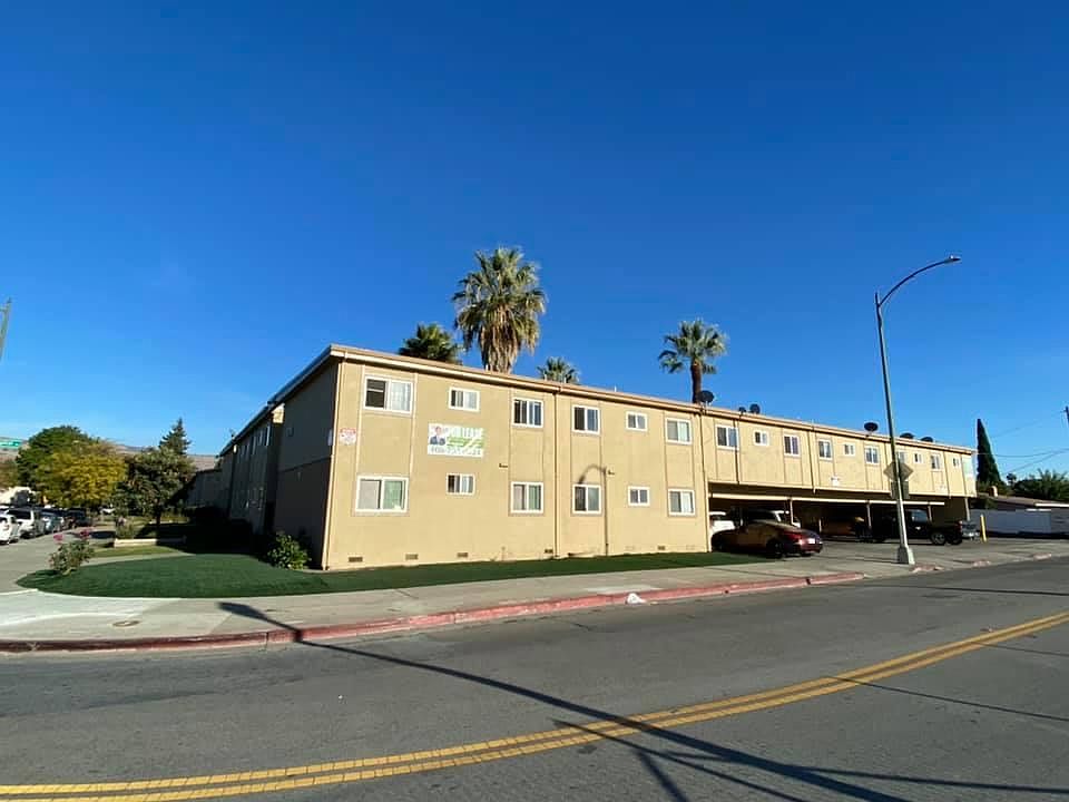 1st image of 2710 Kollmar Dr #32