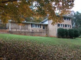 202 Pioneer Trl, Cartersville, GA 30121