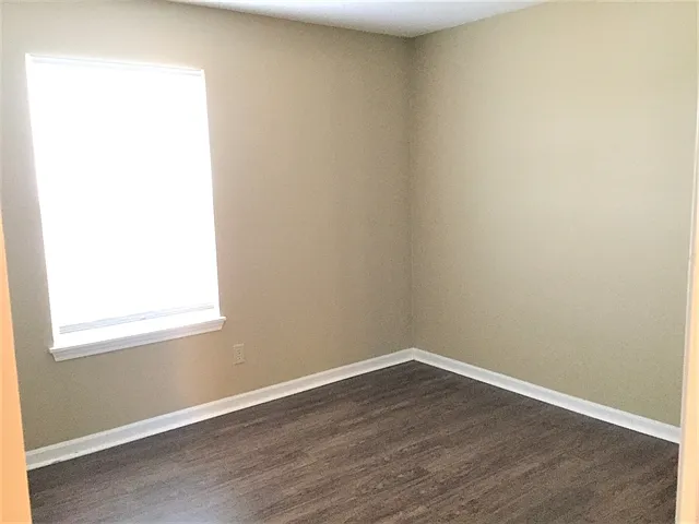 8018 Bitternut Dr — Photo 10