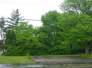 401 N East St, Olney, IL 62450