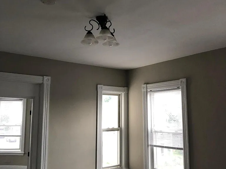 109 Endicott St — Photo 10