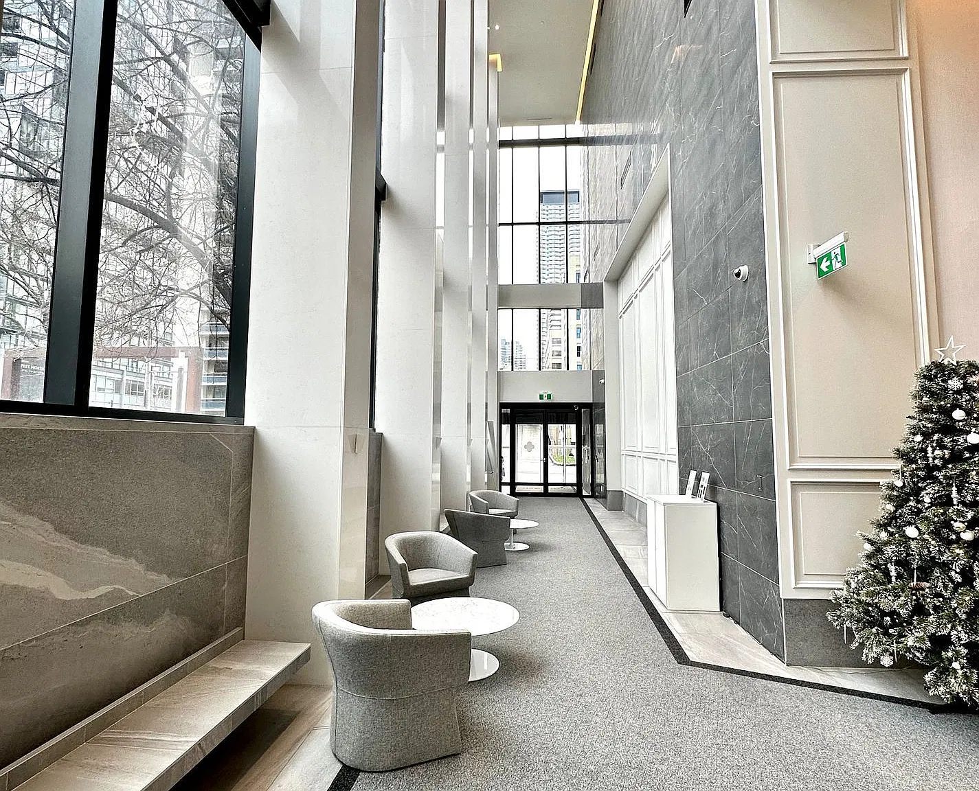 2 bed, $2,900 — Photo 1