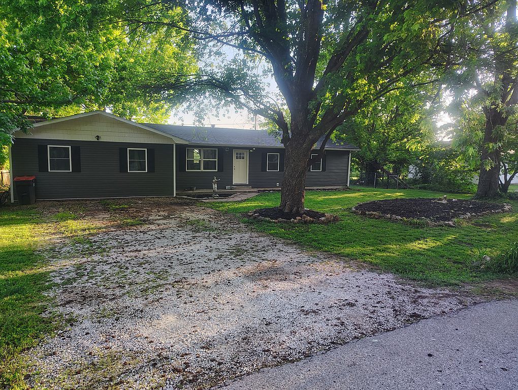 125 E Chrysler Ave - Property Image