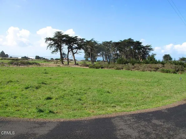 43575 Sea Cypress Dr, Manchester, CA 95459