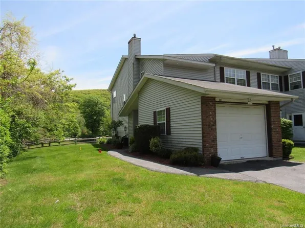 301 Heritage Lane, Monroe, NY 10950