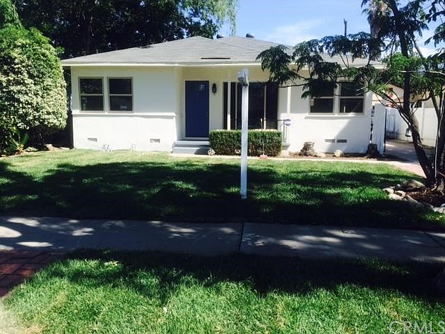 1st image of 592 E 19th St