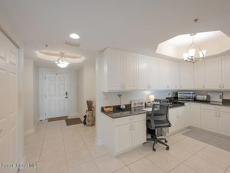 7 Indian River Ave #1003 — Photo 23