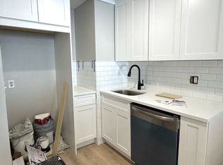41 South St APT 8, Quincy, MA 02169