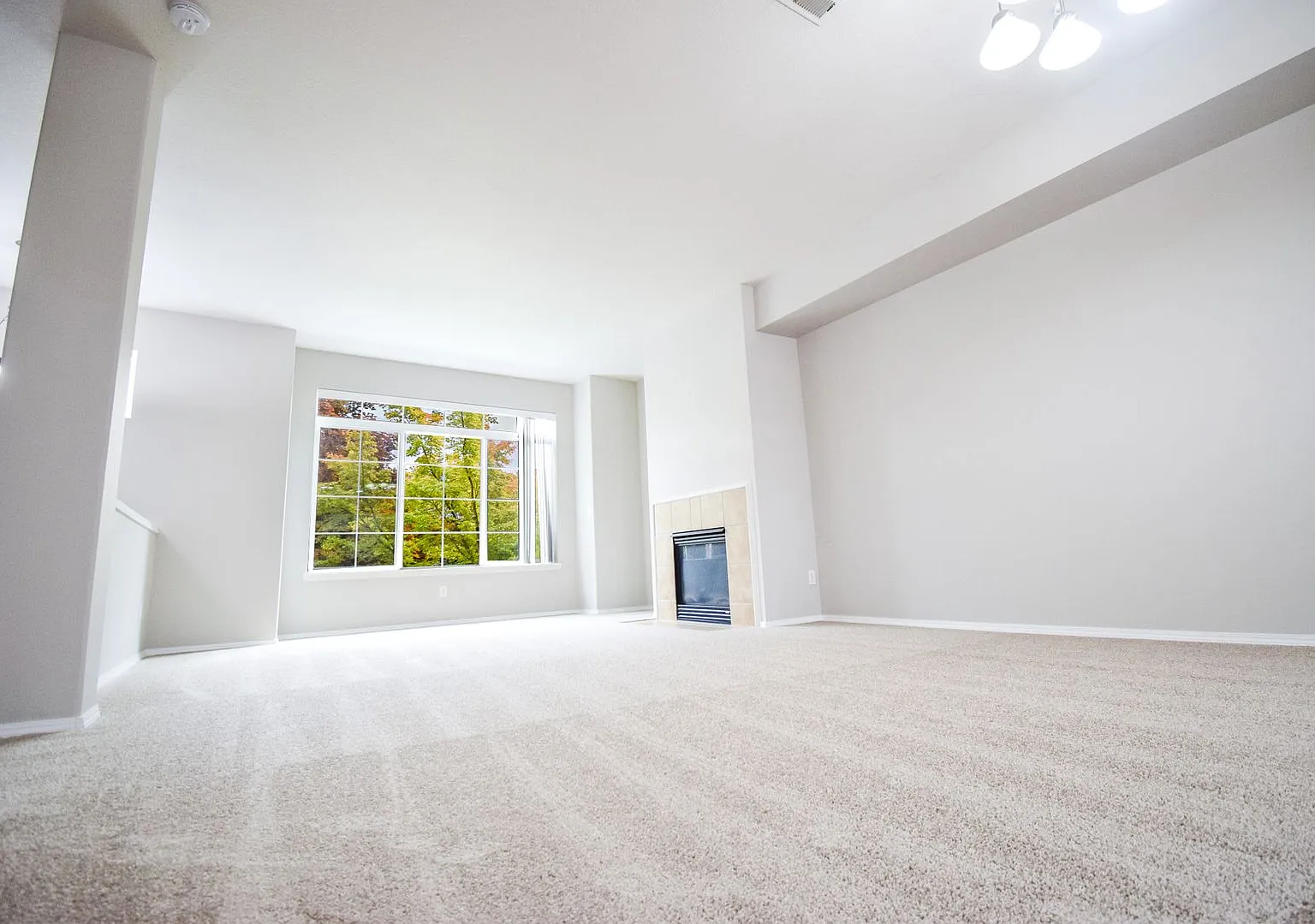 Beautiful 3 Bed 3.5 Bath Condo in Bethany! — Photo 3