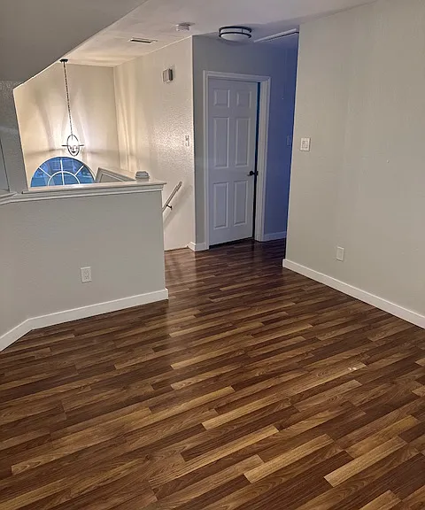 813 McComb Ln — Photo 17