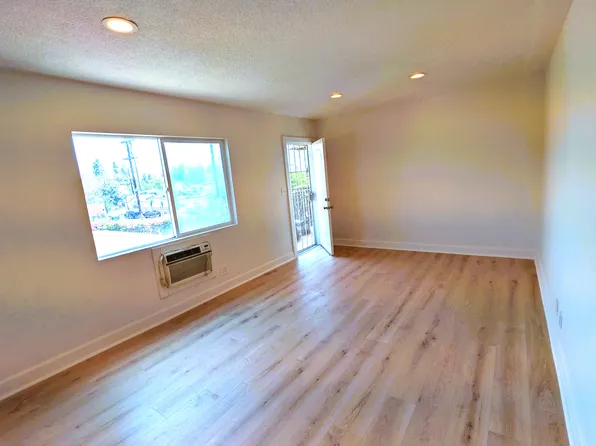 7226 Troost Ave APT 5, N Hollywood, CA 91605