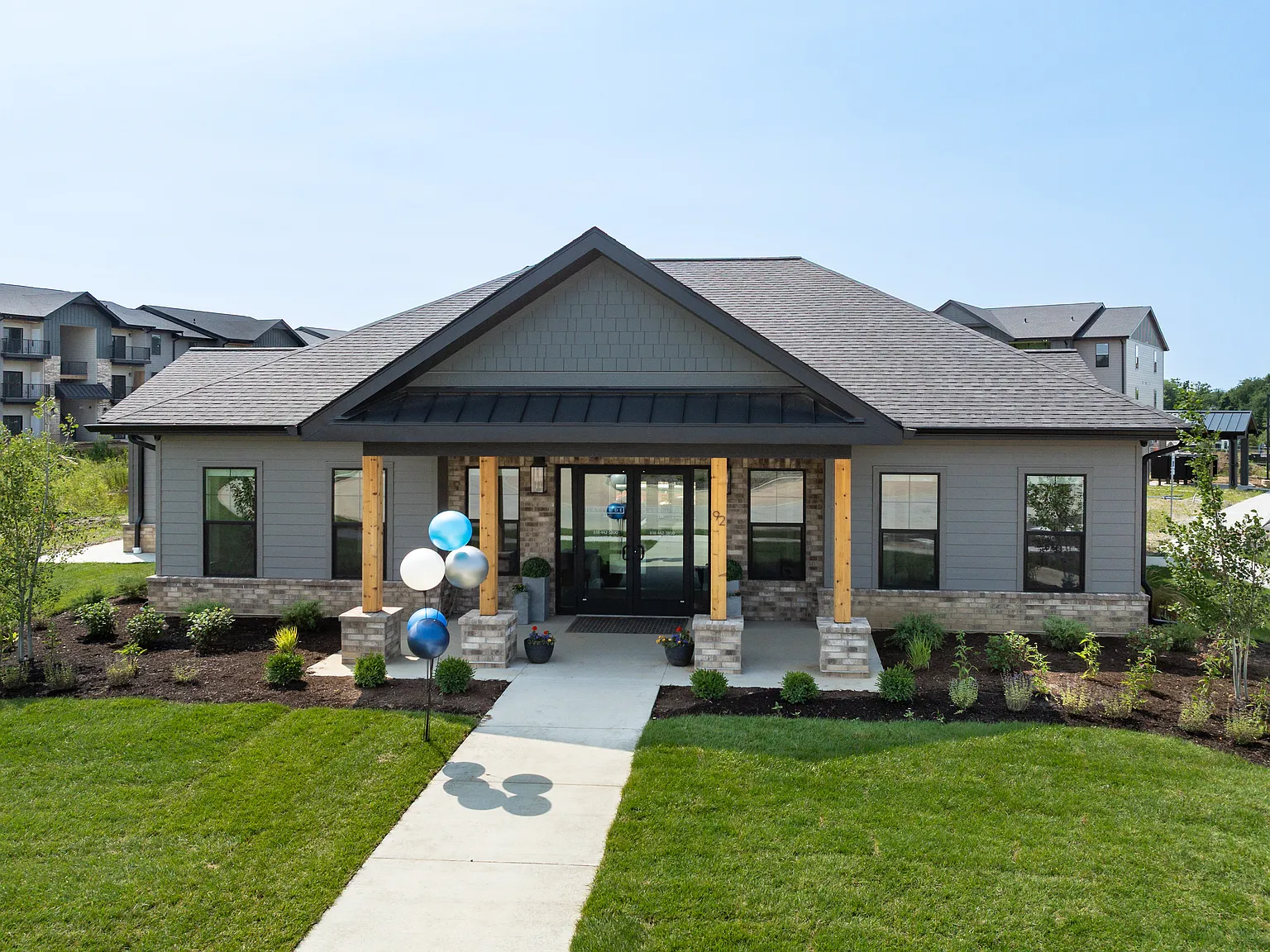 Latitude 38 — Photo 1