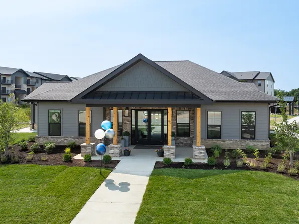 Latitude 38, 92 Magnolia Dr #9aa0ad109, Glen Carbon, IL 62034