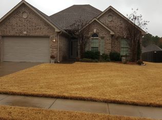 2124 Magna Carta Ln, Bryant, AR 72022