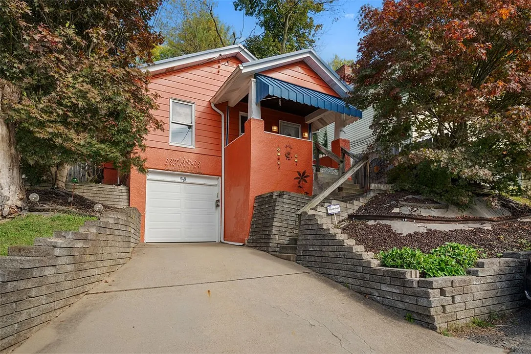 28 Underhill St photo 1