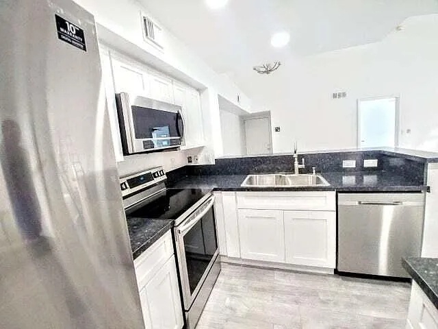 1743 Village Blvd #207 — Photo 3