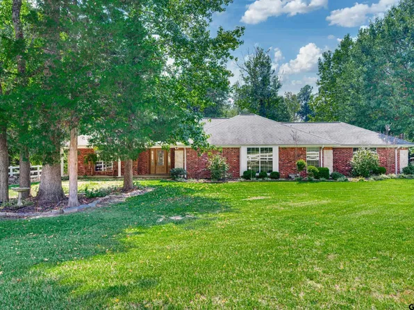 3269 An County Rd #153, Palestine, TX 75801