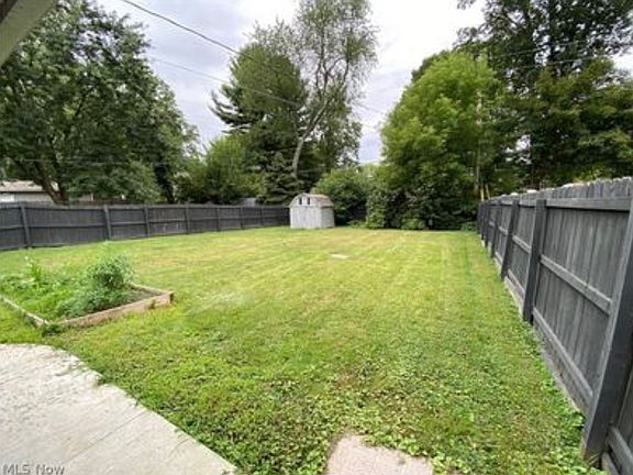 3rd image of 1270 Concord St NW