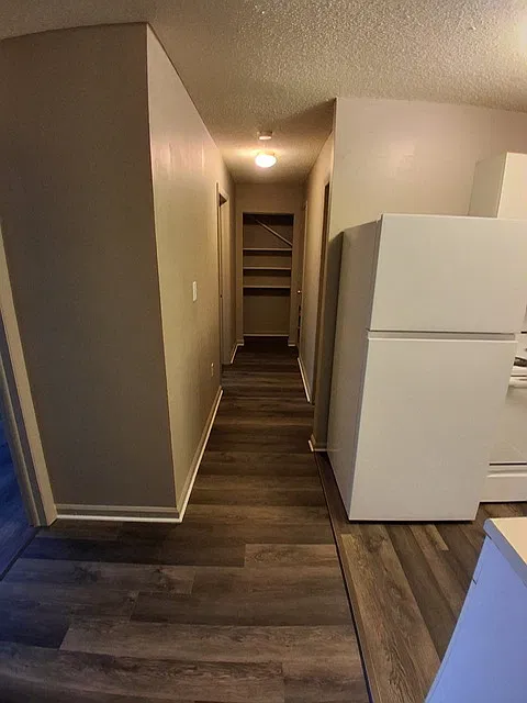 2 bed, 900 sqft, $900 — Photo 4