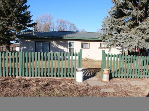 922 Herrick Ave, Herrick, SD 57538
