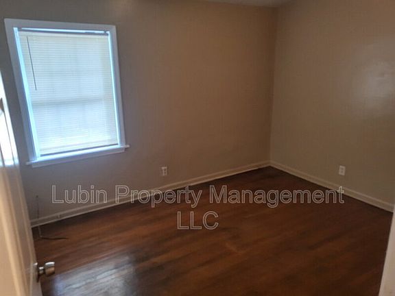 5th image of 4818 Peace St
