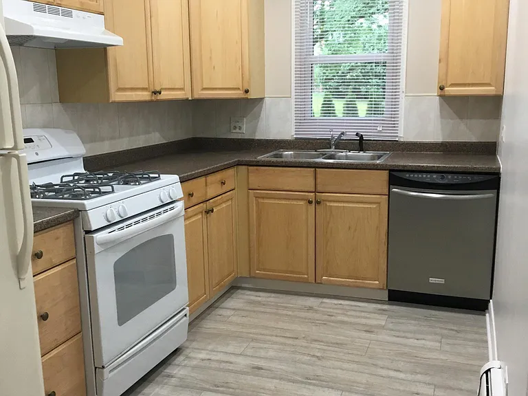 22960 N Apple Hill Ln #110 — Photo 5