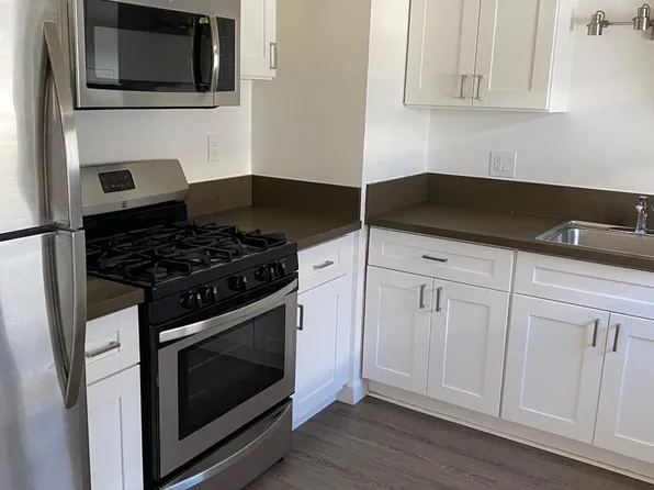 806 N Nopal St #G, Santa Barbara, CA 93103