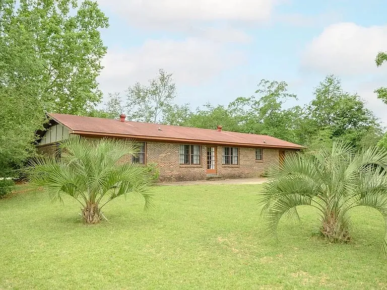 413 Christopher Dr — Photo 25