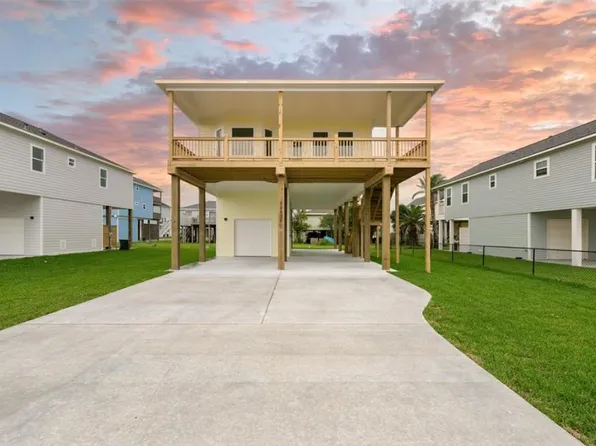 22805 Miramar Dr, Galveston, TX 77554