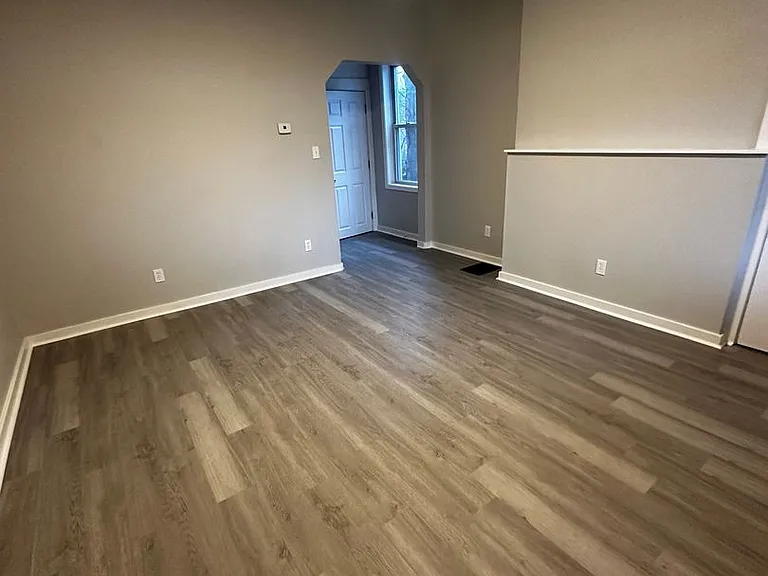 117-119 Copperfield Ave — Photo 20
