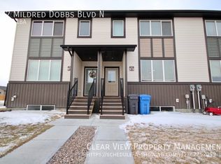 372 Mildred Dobbs Blvd N, Lethbridge, AB T1H7H1