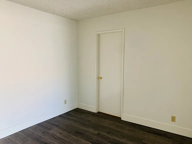 1200 S Sharon Cir #5A — Photo 10