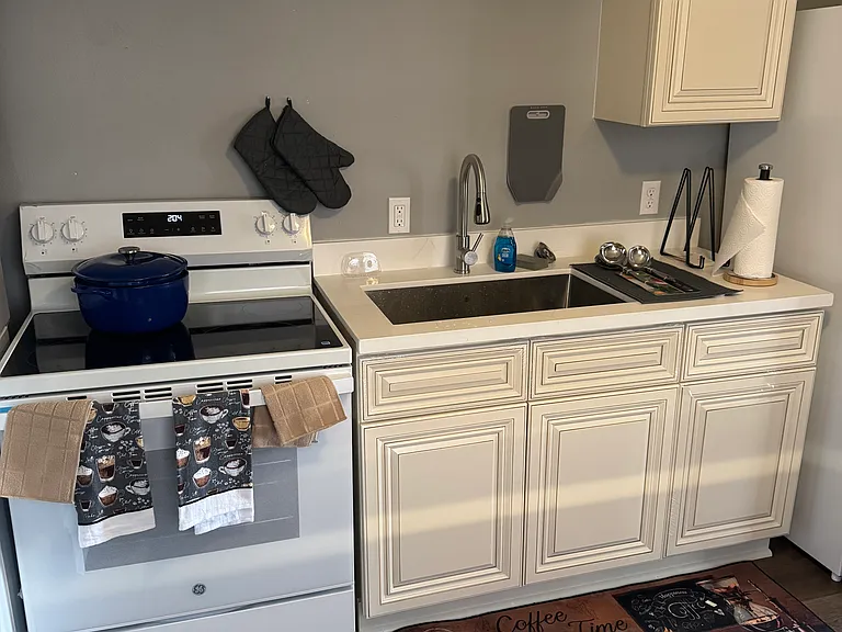 3711 Bruxelles St — Photo 5