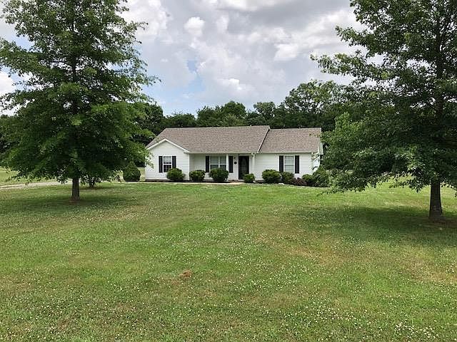 1st image of 500 Davis Ln