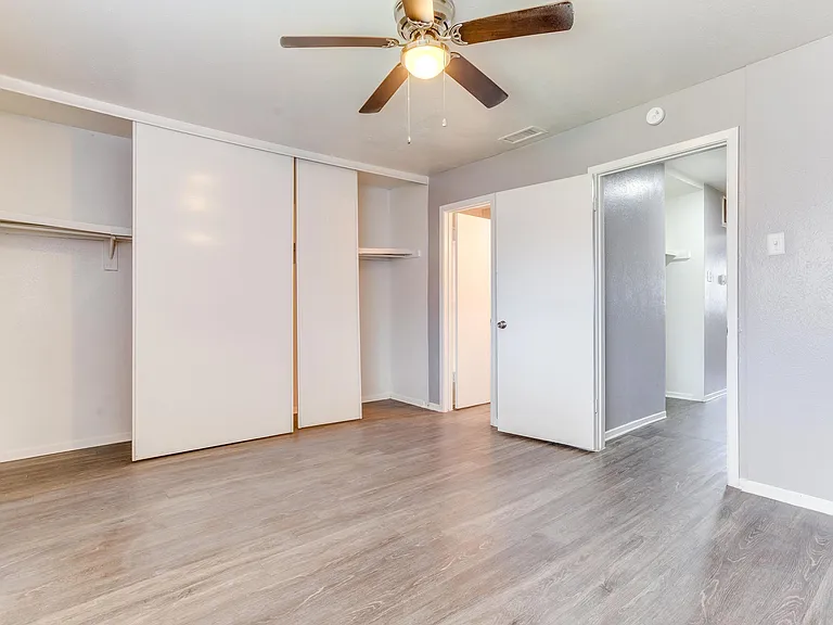 Vista Buena Apartments — Photo 21