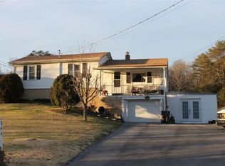 240 Bellebrook Rd, Bristol, TN 37620