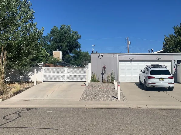 412 Sandia Ct, Aztec, NM 87410