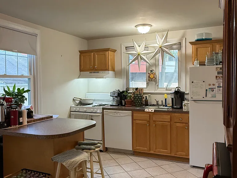 106 Cedar St — Photo 10