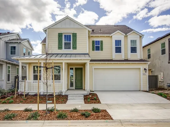 906 Woodbury Ln, Davis, CA 95616