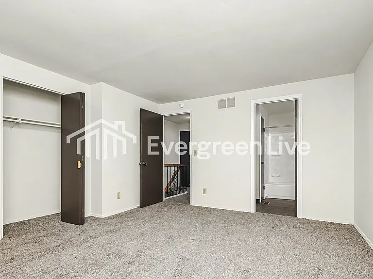 7751 Mount Hood Dr — Photo 13
